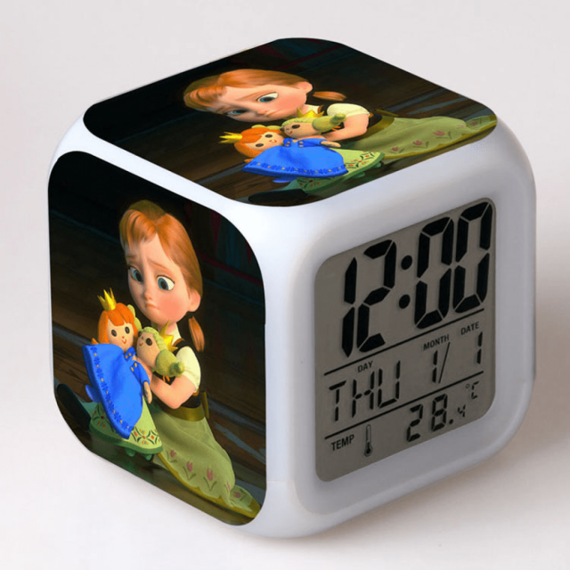 HANNTAOO Reloj despertador LED con diseño de Frozen, creativo, para escritorio, mesa, reloj digital electrónico brillante y colorido para adultos, niñas, niños y niños, juguete para regalo de