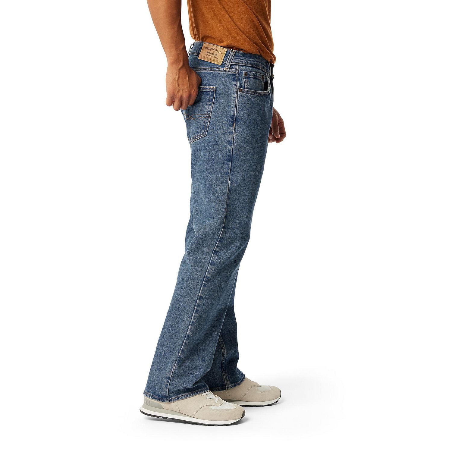 Levi Strauss Signature™ Men's Relaxed Straight Jeans (Online only