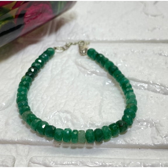 Emerald Beaded Bracelet: Faceted Zambian Gemstone, Handmade Jewelry