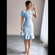 thumbnail image 5 of Vestido Midi de Jacquard con Mangas Abullonadas y Cuello Redondo, Estampado Floral, Ajustado, con Volantes, Estilo Sirena, para Cóctel. Azul M, 5 of 6
