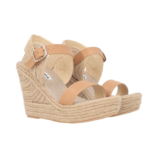 alpargata cabra yute piel sintética beige hebilla ajustable platonia paz-01-beige alpargata con plataforma de yute de 11 cm, correas frontales y talonera en piel sintética beige, hebilla metálica ajustable en el tobillo y suela antiderrapante; vista 3/4 sobre fondo blanco, uso casual, tallas 22 a 27 cm.