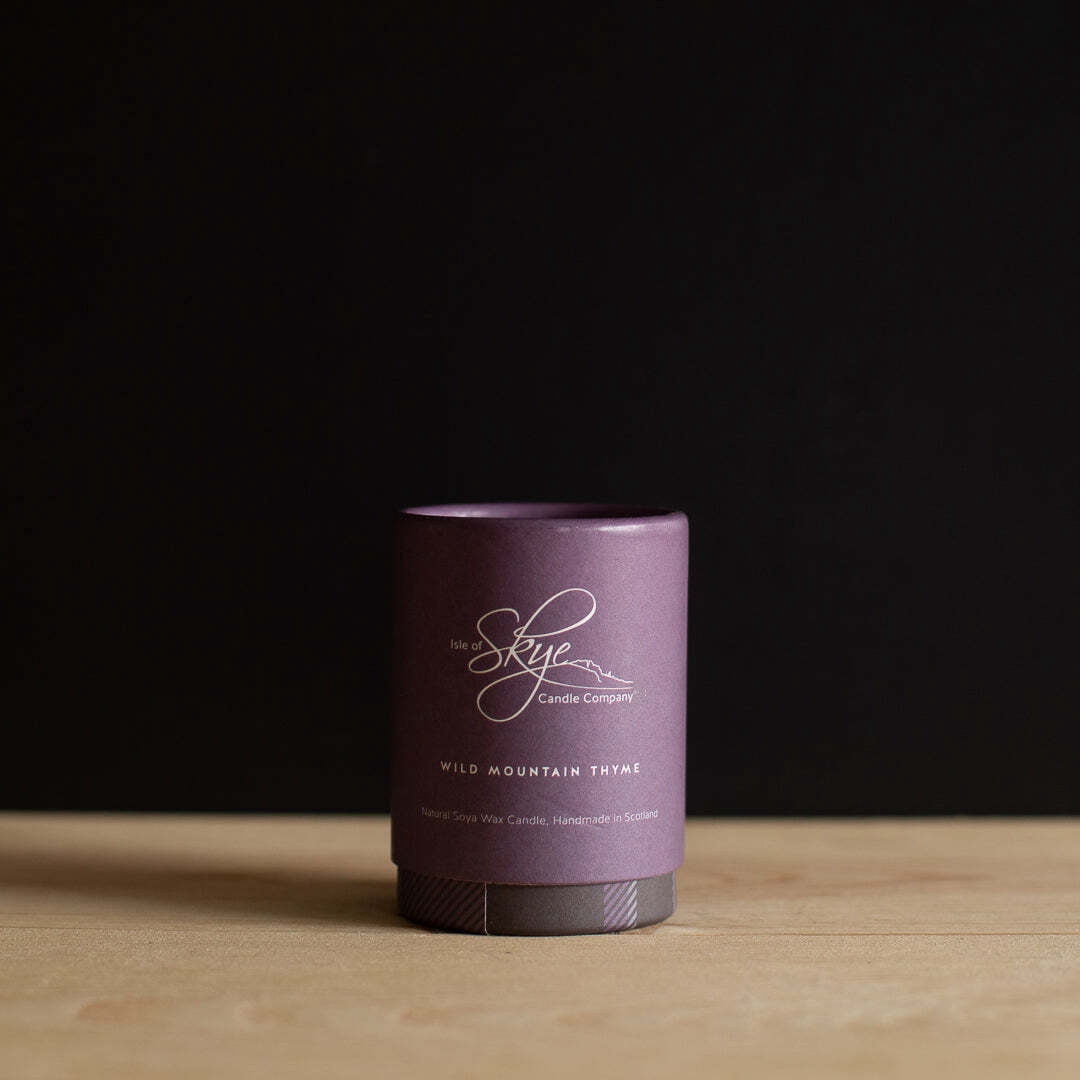 Isle of Skye Candle Co. Heather and Wild Berries 100% Natural Blend of Soya Wax and Botanical Oils, 20h Candle Made in Scotland