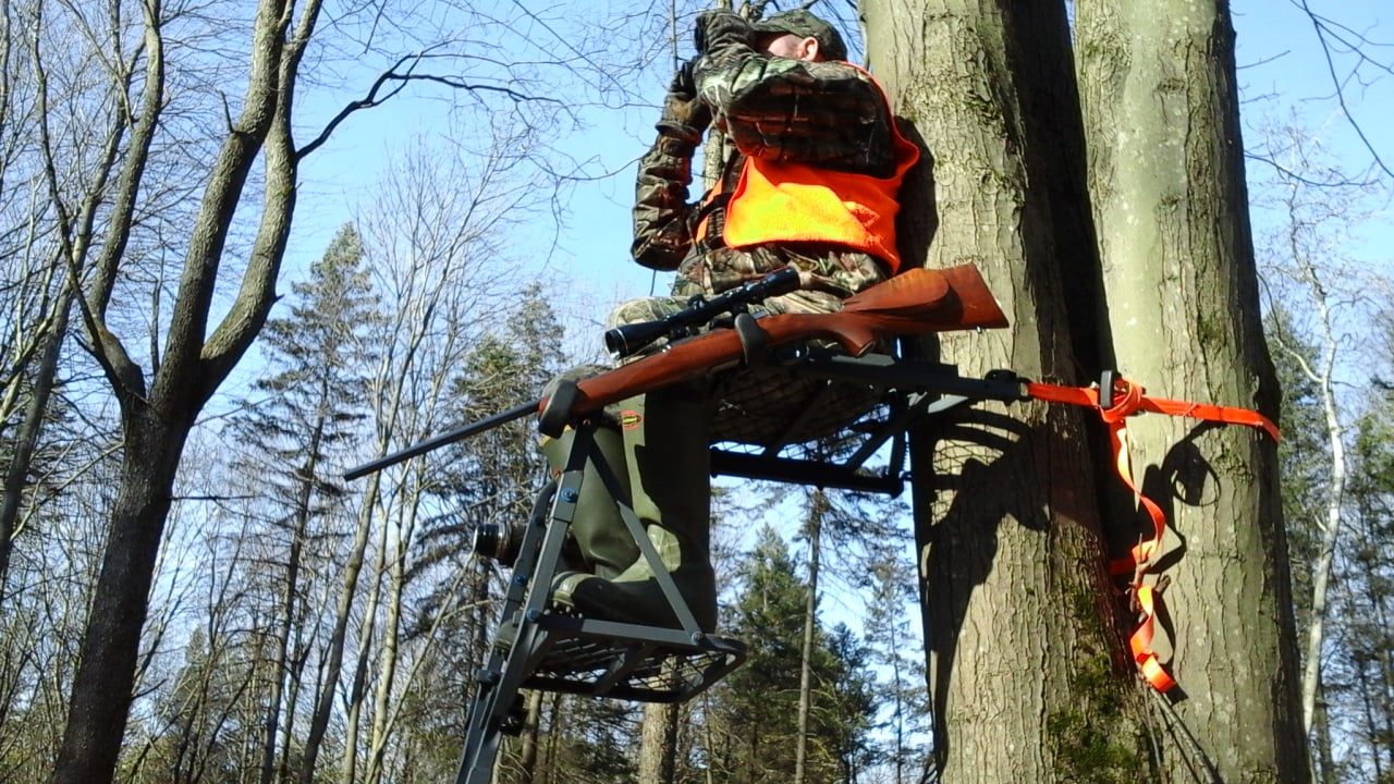 High Point Products Gun Holder for Tree Stand, Hunting, Fits All Shot Guns, Muzzle Loaders, Fits Square ¾ and 1 inch Tree Stands, Clamps On for Easy Assembly