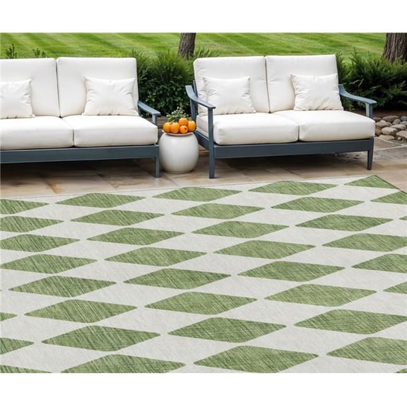 HomeRoots 577052 8 x 10 ft. Geometric Washable Indoor & Outdoor Rectangle Area Rug, Green & Ivory