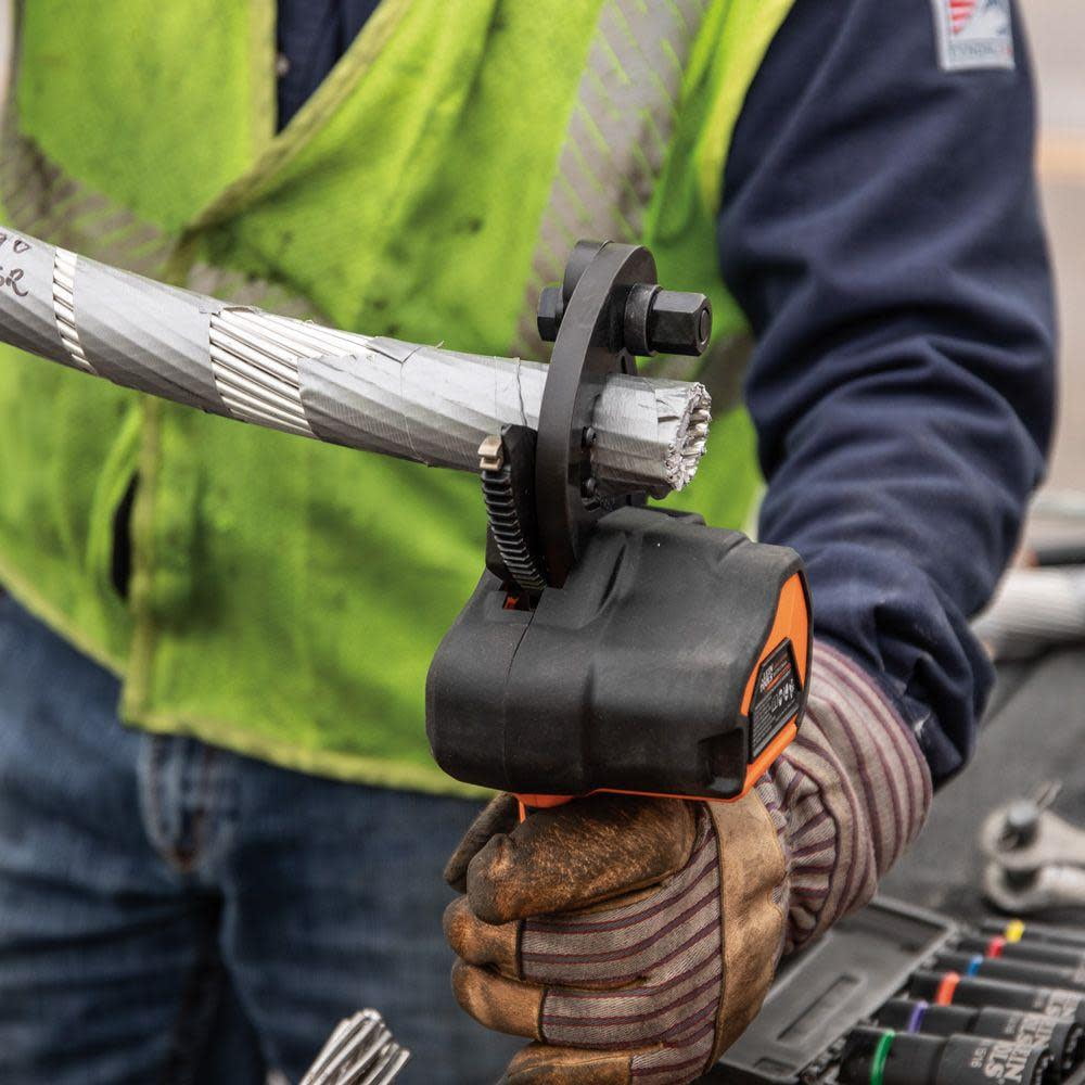 Klein Tools 20V Battery-Operated Ehs Closed-Jaw Cable Cutter Kit