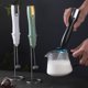 thumbnail image 1 of Espumador de leche de mano Espumador | Potente batidor de bebidas recargable USB de 600 mAh para café con leche Cappuccino Matcha Hot Chocolate | 3 velocidades ajustables | Plástico y acero, 1 of 9