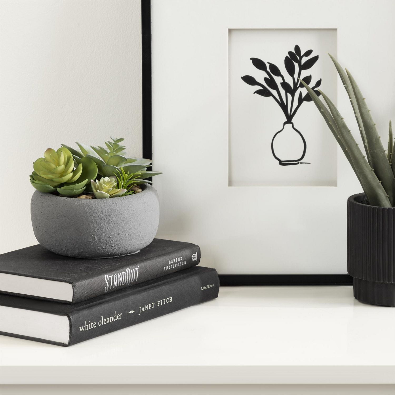 Plantes grasses artificielles Tessier dans un pot gris