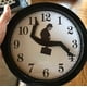 thumbnail image 3 of Reloj de pared YONGSHENG Monty Python Silencioso 25x4 cm, 3 of 5