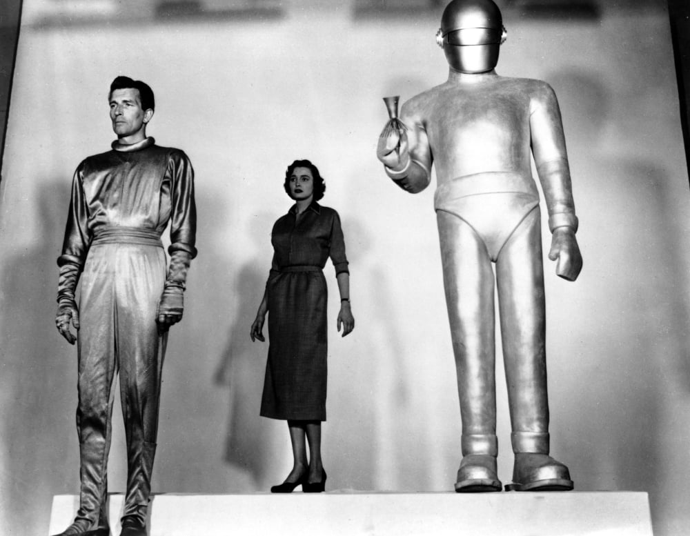 The Day The Earth Stood Still Actress Patricia The Day The Earth Stood Still Michael Rennie Patricia Neal Gort 1951 Tm