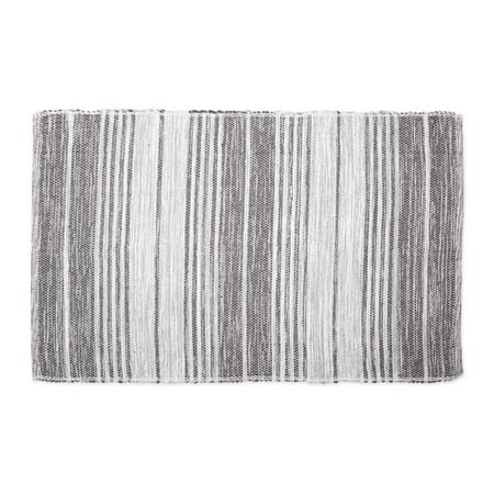 

DII Variegated Gray Recycled Yarn Rug