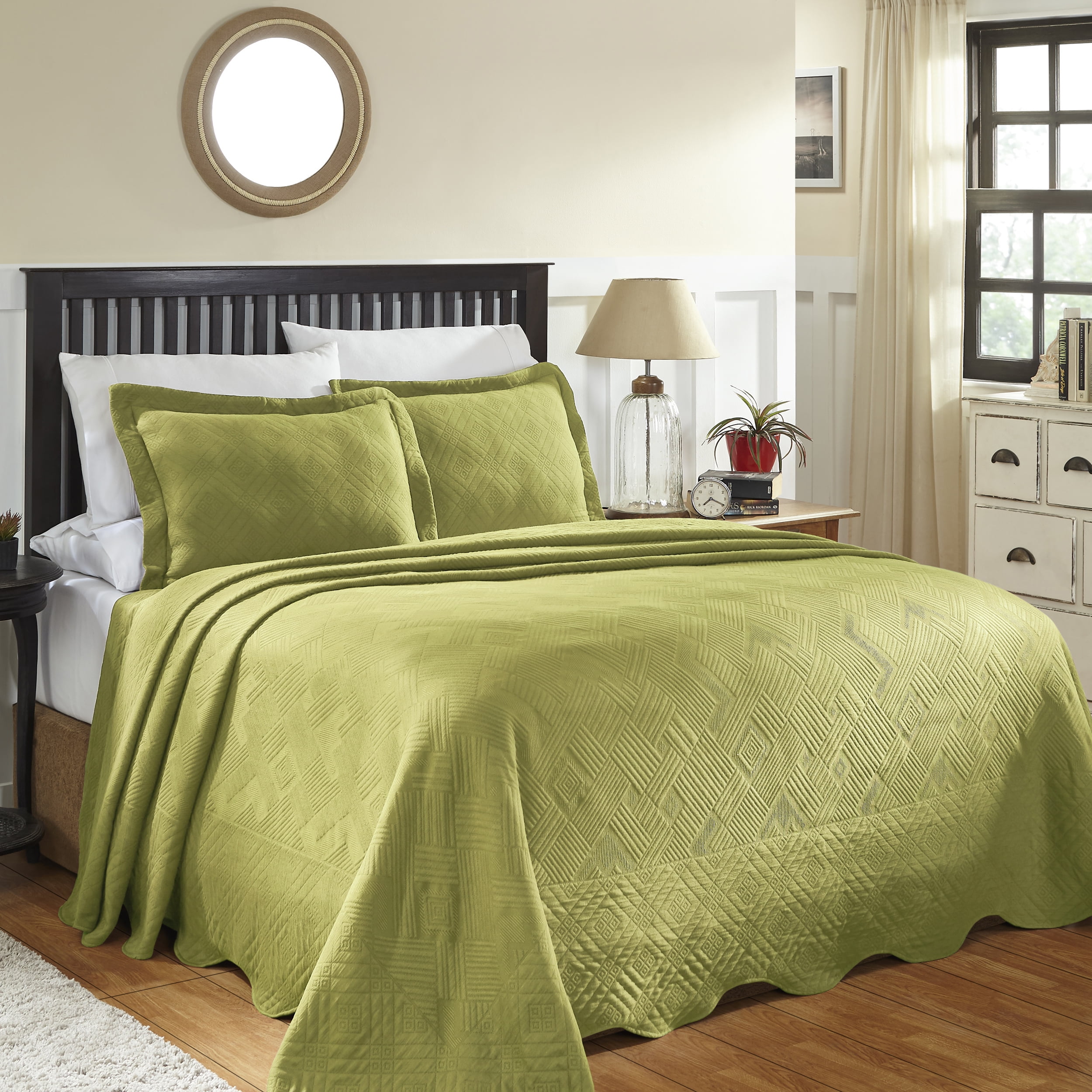 Superior 100Percent Cotton Geometric Fret Scalloped Matelasse