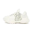 thumbnail image 1 of MLB New York Yankees Big Ball Chunky A White Chaussures de Course Unisexes, 1 of 5