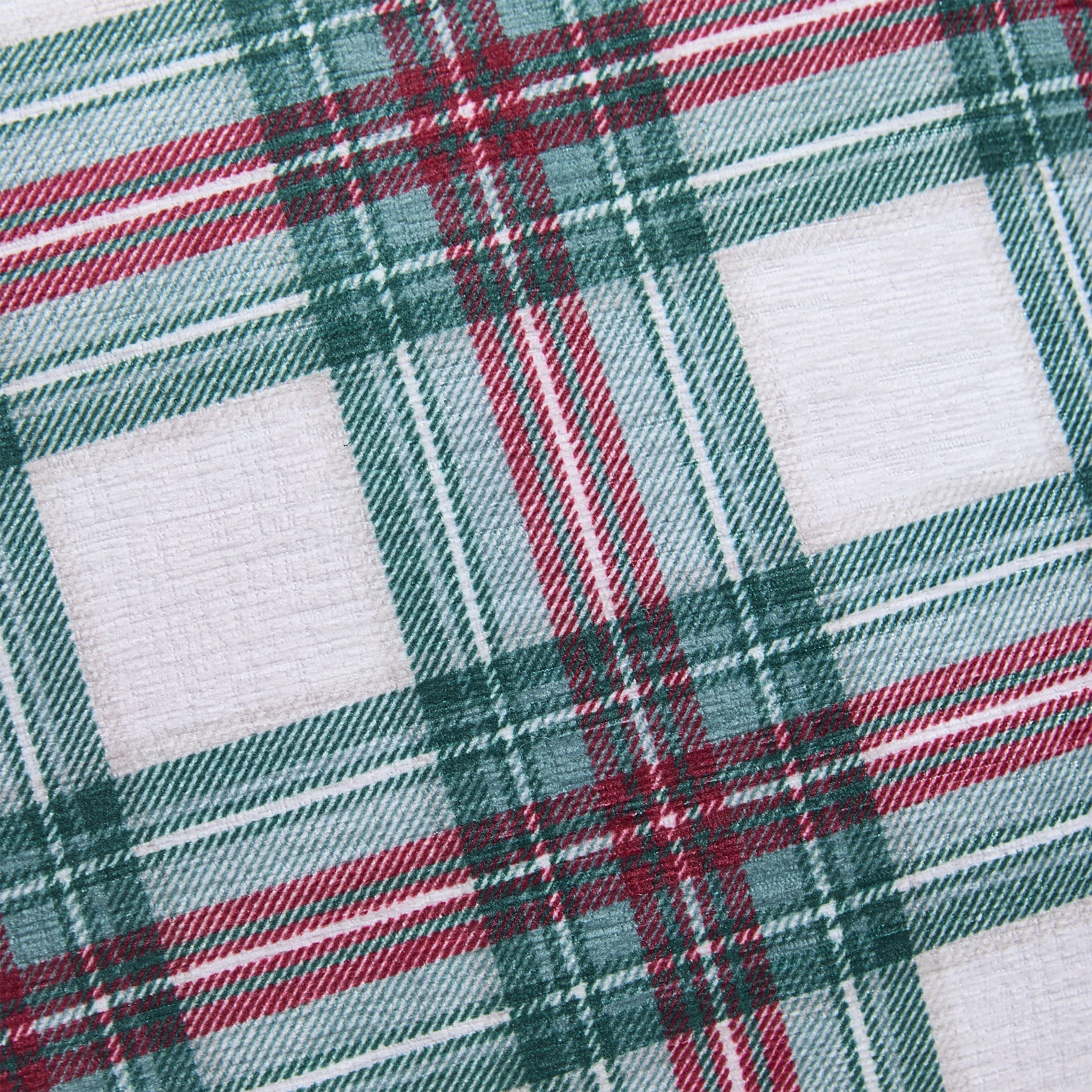 Mainstays 18" x 18" Multicolor Tartan Plaid Chenille Decorative Pillows (2 Count)