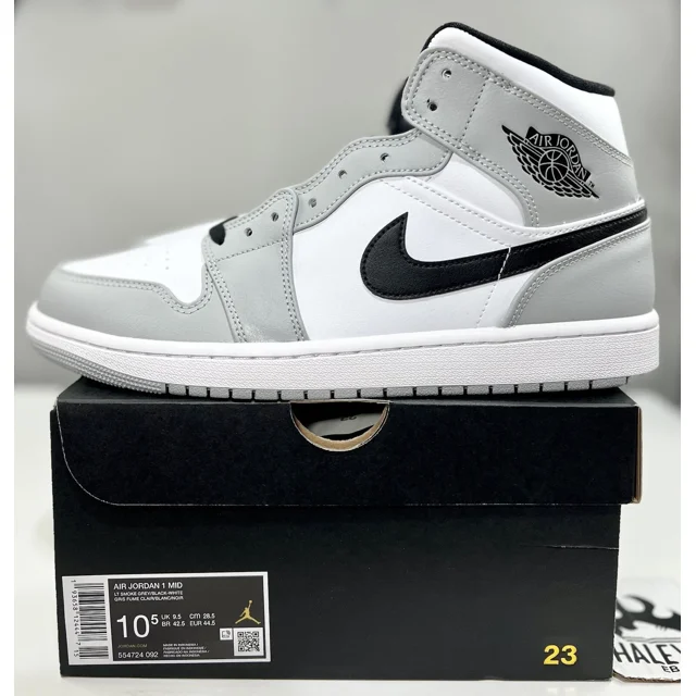 NEW N I-K-E A i r-Jor-dan 1 Mid 'Light Smoke Grey' | Men's Size 10.5 | 554724-092