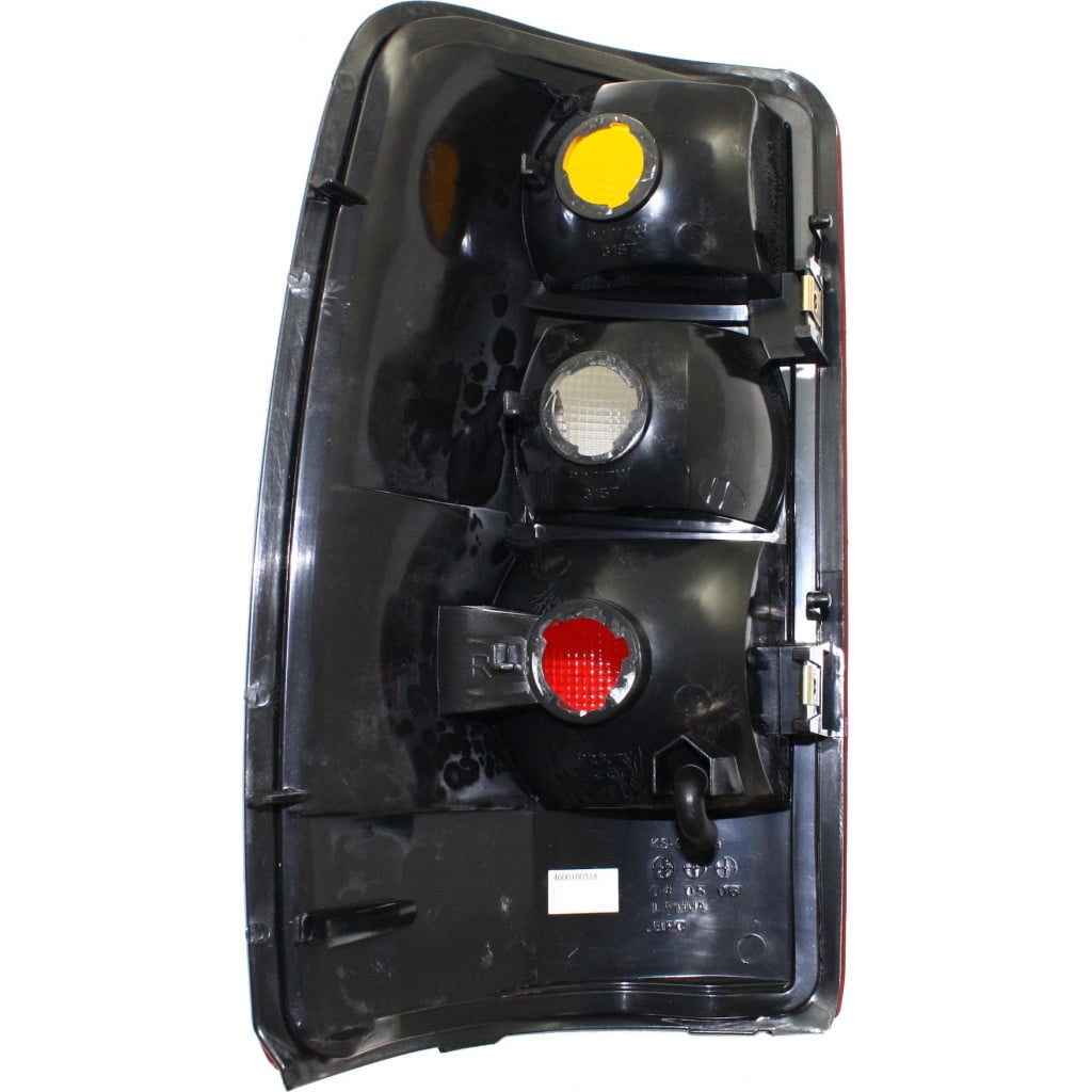 For Chevy Tahoe 2000 01 02 2003 Tail Light Passenger Side | Lens and Housing | Replacement For GM2801143 | 15224278, 19168991