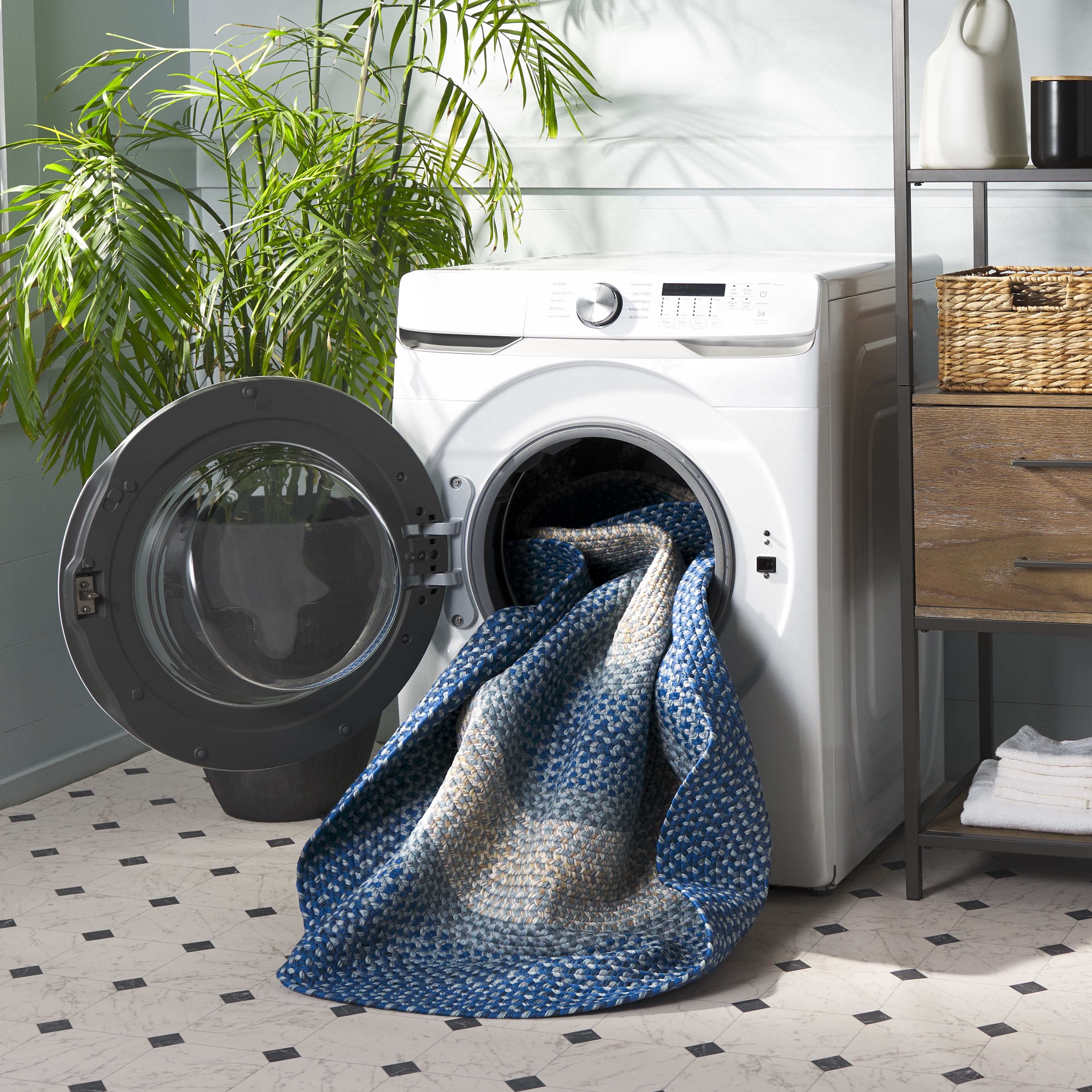 SAFAVIEH Braided Neville Bordered Machine Washable Reversible Area Rug, Navy/Grey, 8' x 10' Oval
