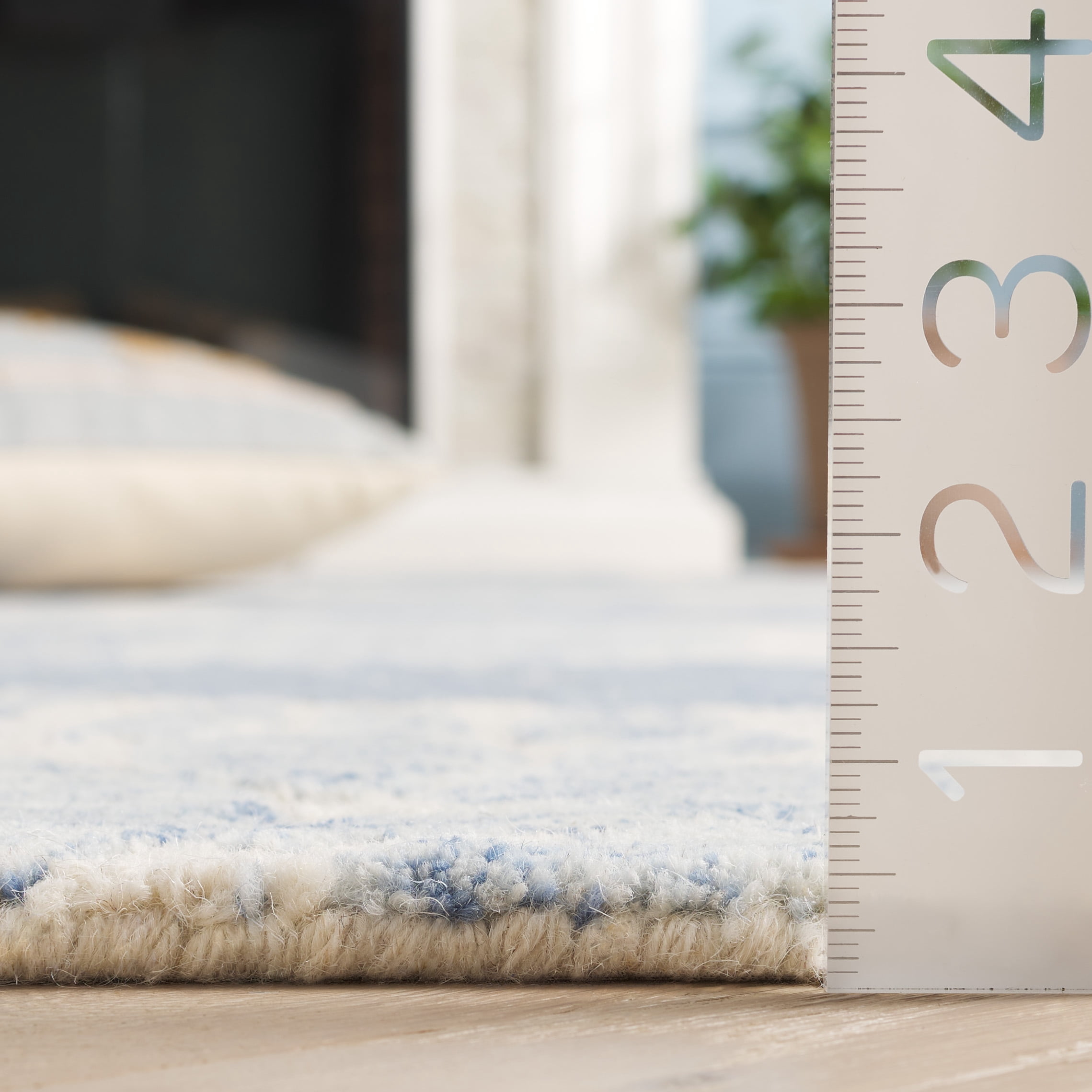 SAFAVIEH Martha Stewart Jardin Floral Area Rug, Ivory/Blue, 3' x 5'