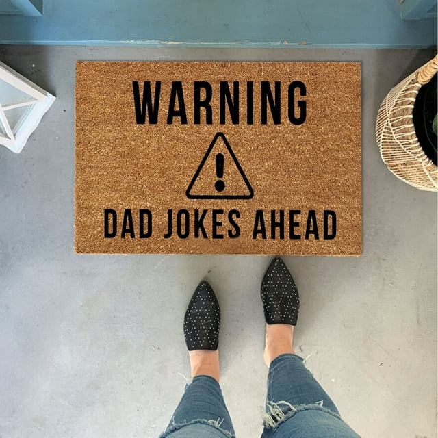 Dad Joke Loading Doormat D – Souew Funny Father's Day Welcome Mat for Dad, Humorous Door Mat with Character, Indoor/Outdoor Rug for Guys Gift
