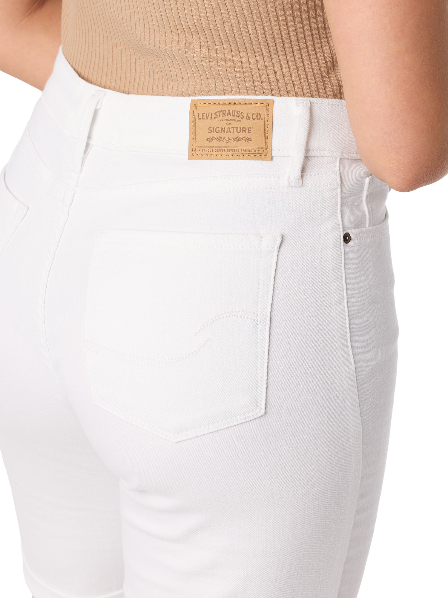 Levi Strauss Signature Women's and Women's Plus Vintage Relaxed Mid Thigh Shorts, Sizes  2-18