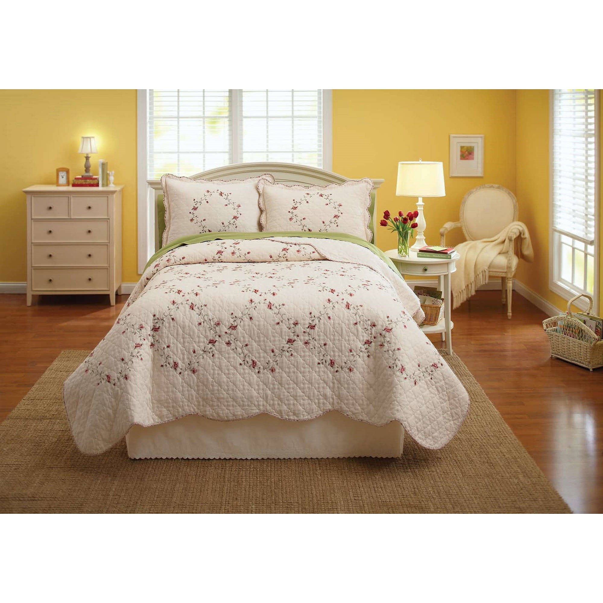 Better Homes & Gardens Hannalore Quilt, Twin/TwinXL
