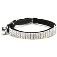 thumbnail image 3 of Collar de terciopelo brillante para gatos, suave, ajustable y con cascabel, Glamour for Feline Friends, 3 of 5