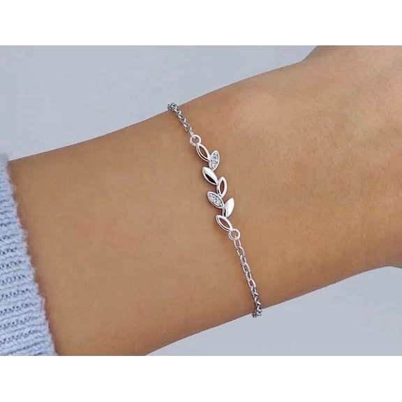 0.22Ct Lab Created Diamond Round Cut Lab Created Leaf Women's Bracelet 14K White Gold Plated Silver