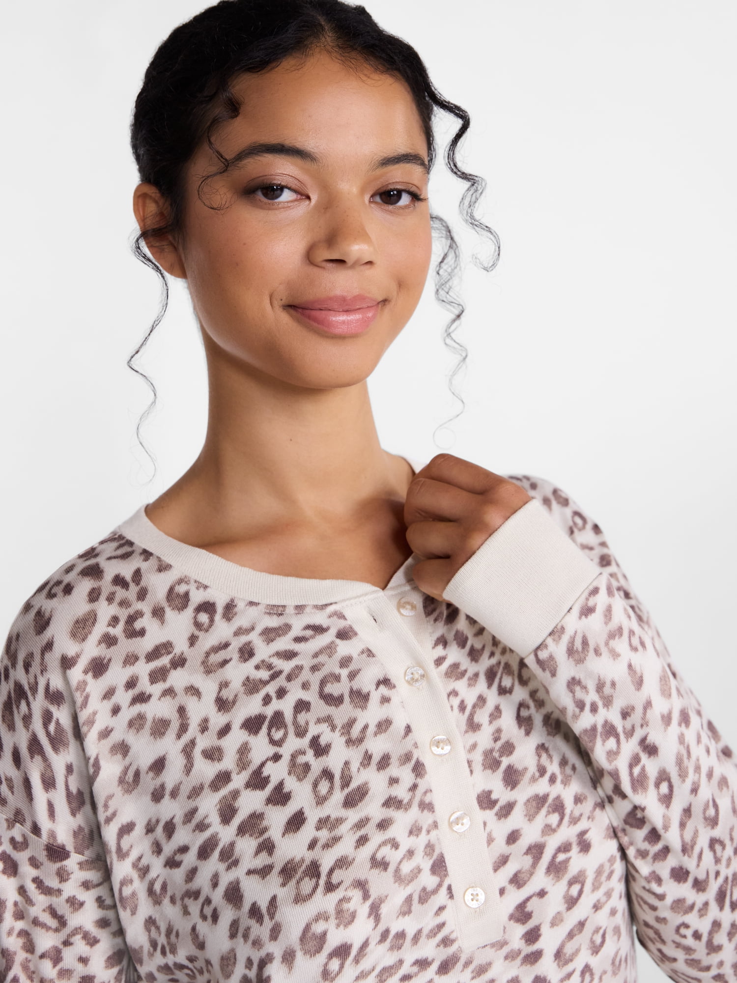Joyspun Women's Cozy Lounge Collection Hacci Long Sleeve Henley Sleep Top, Sizes XS to 3X