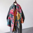 thumbnail image 2 of Bufanda larga de cachemir con estampado de flores para mujer, bufanda gruesa y versátil de invierno, bufanda cálida y a la moda, 2 of 5