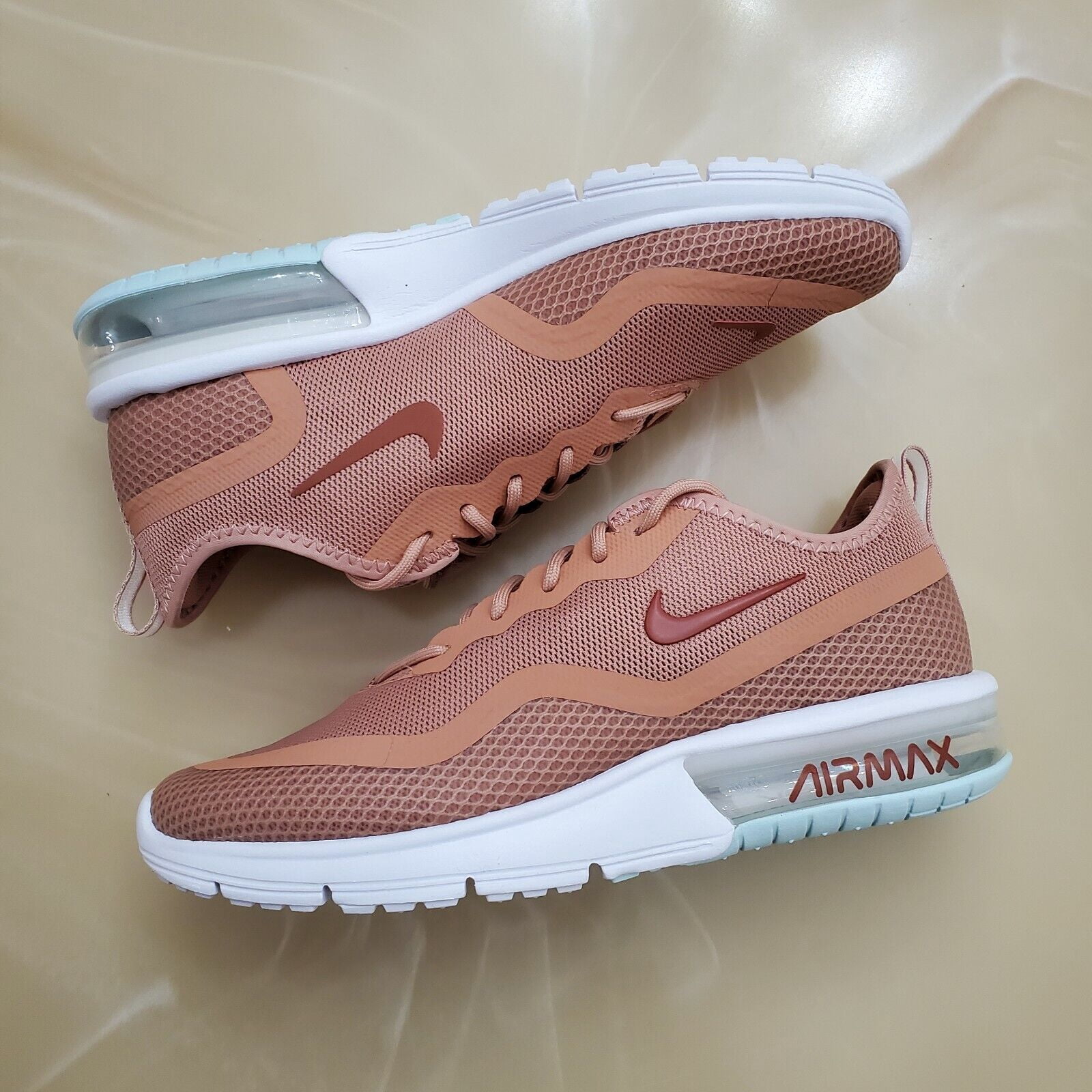 nike airmax peach