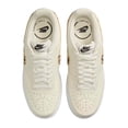 thumbnail image 4 of Tenis Nike para Mujer Court Vision, 4 of 5