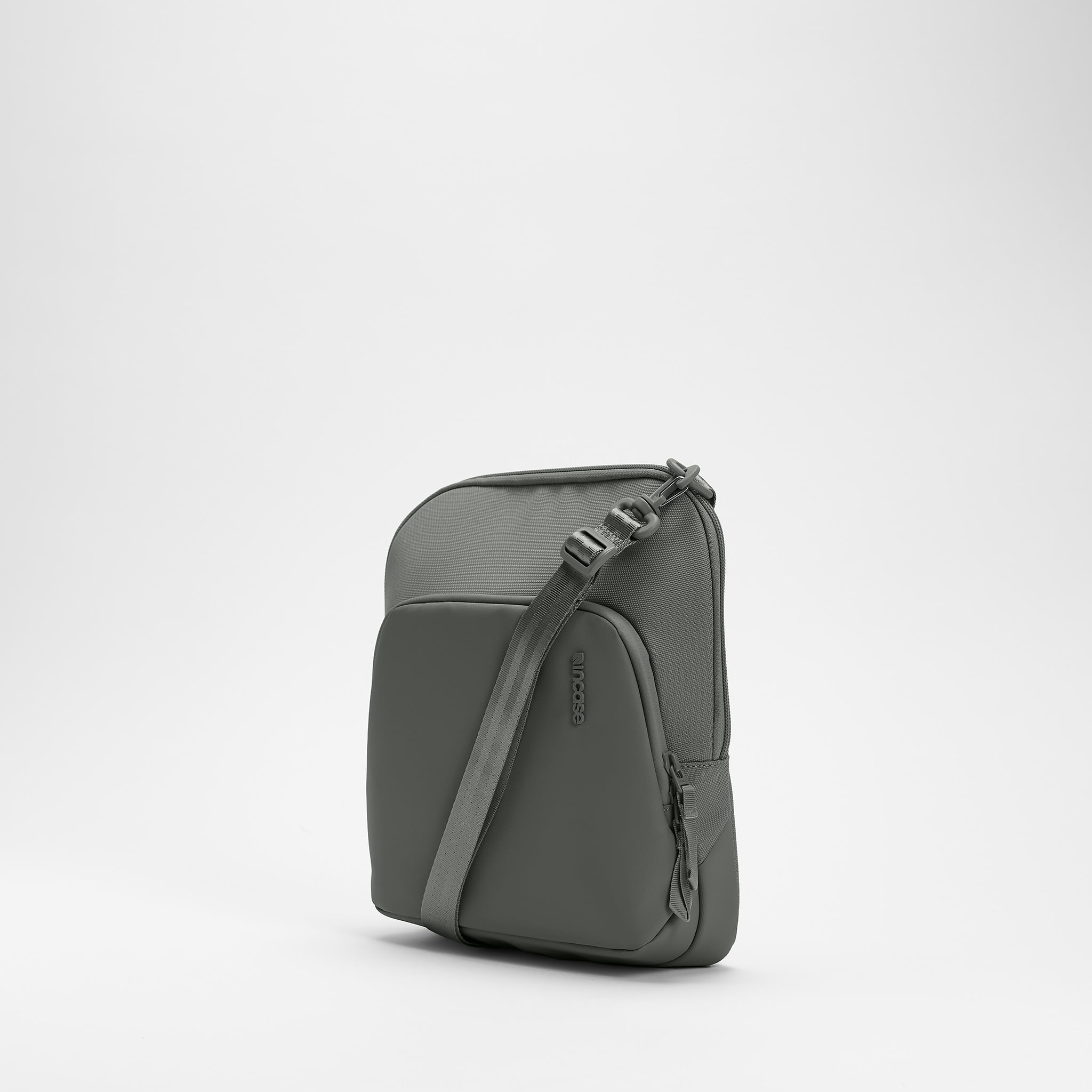 Incase A.R.C. Crossbody Bag - Smoked Ivy (PC)