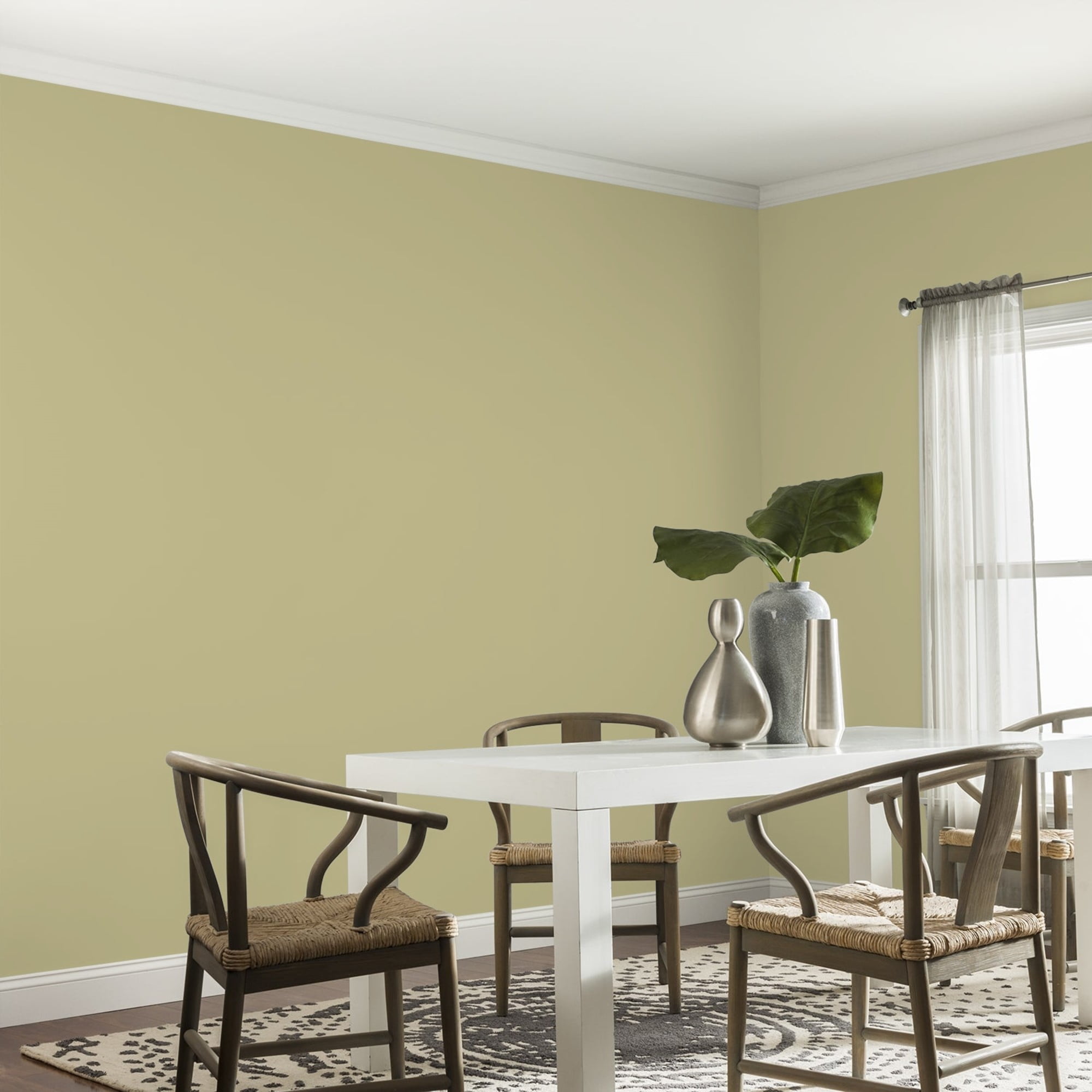 Glidden Spred Cress Green / Green, Eggshell Interior Paint with Primer, 1 Gallon