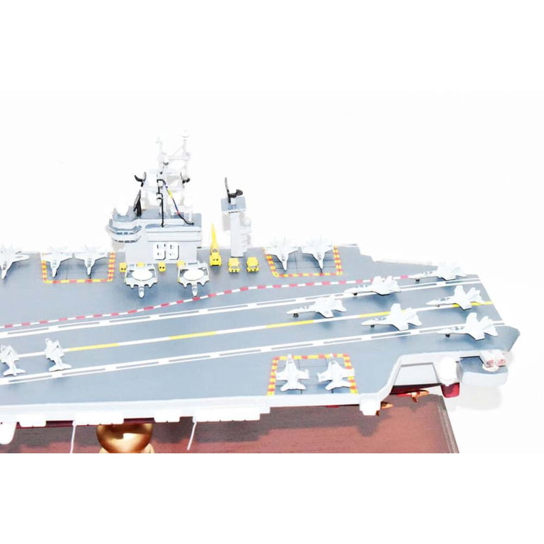 CVN-69 USS EISENHOWER 空母　戦艦　1/800　プラモデル ACADEMY CVN-69 EISENHOWER ATOMIC AIRCRAFT CARRIER 1/800 STATIC