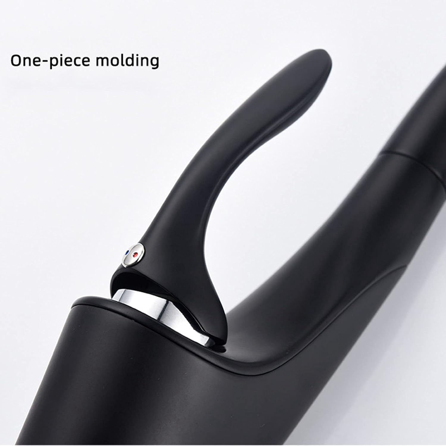 Kitchen Sink Solid Brass Hidden Pull-Out Kitchen Faucet with Dual-Function Sprayer, Swivel Single Handle Hot and Cold Water Kitchen Mixer Tap,Black