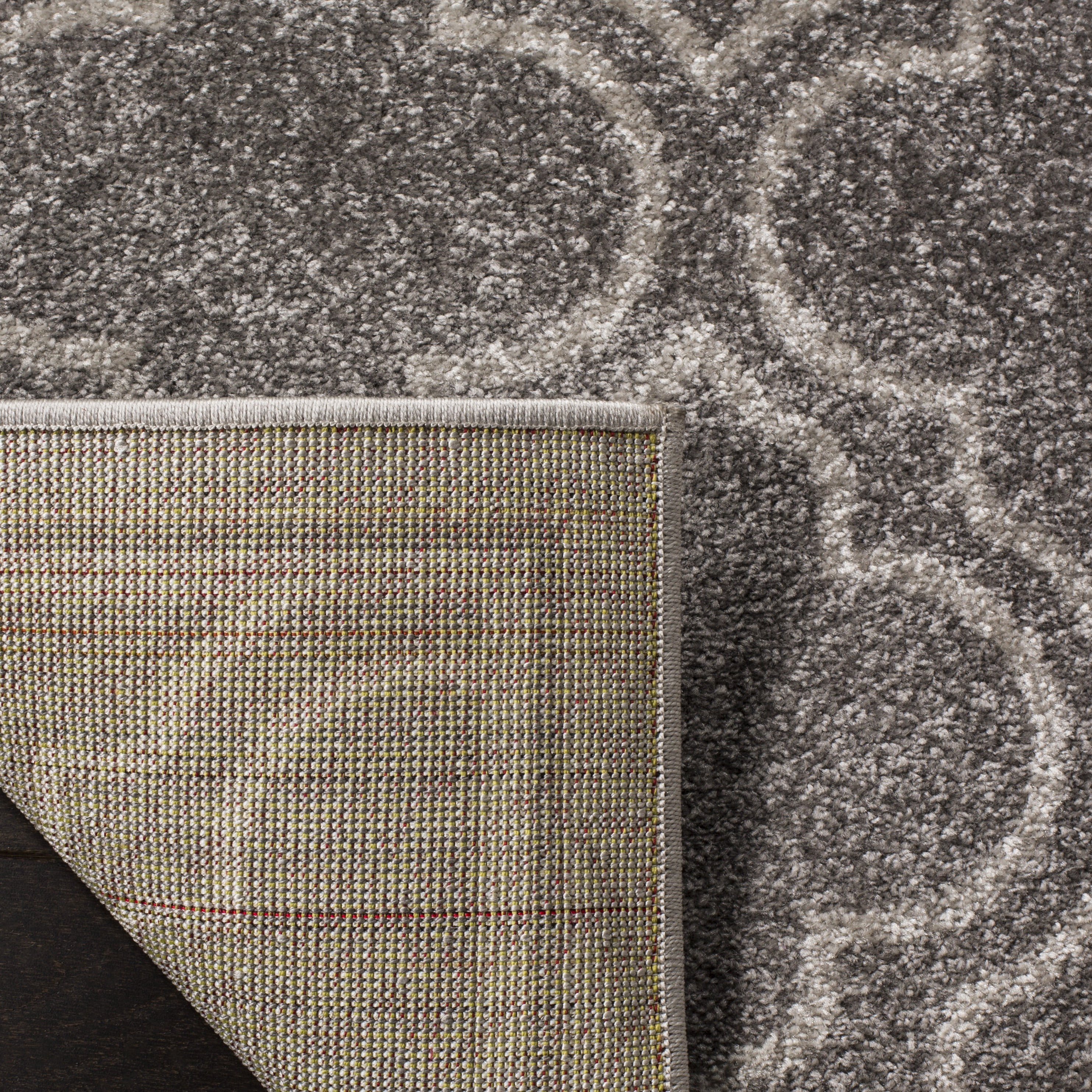 Safavieh Amherst Mason Geometric Area Rug, Gray/Light Gray, 3' x 5'