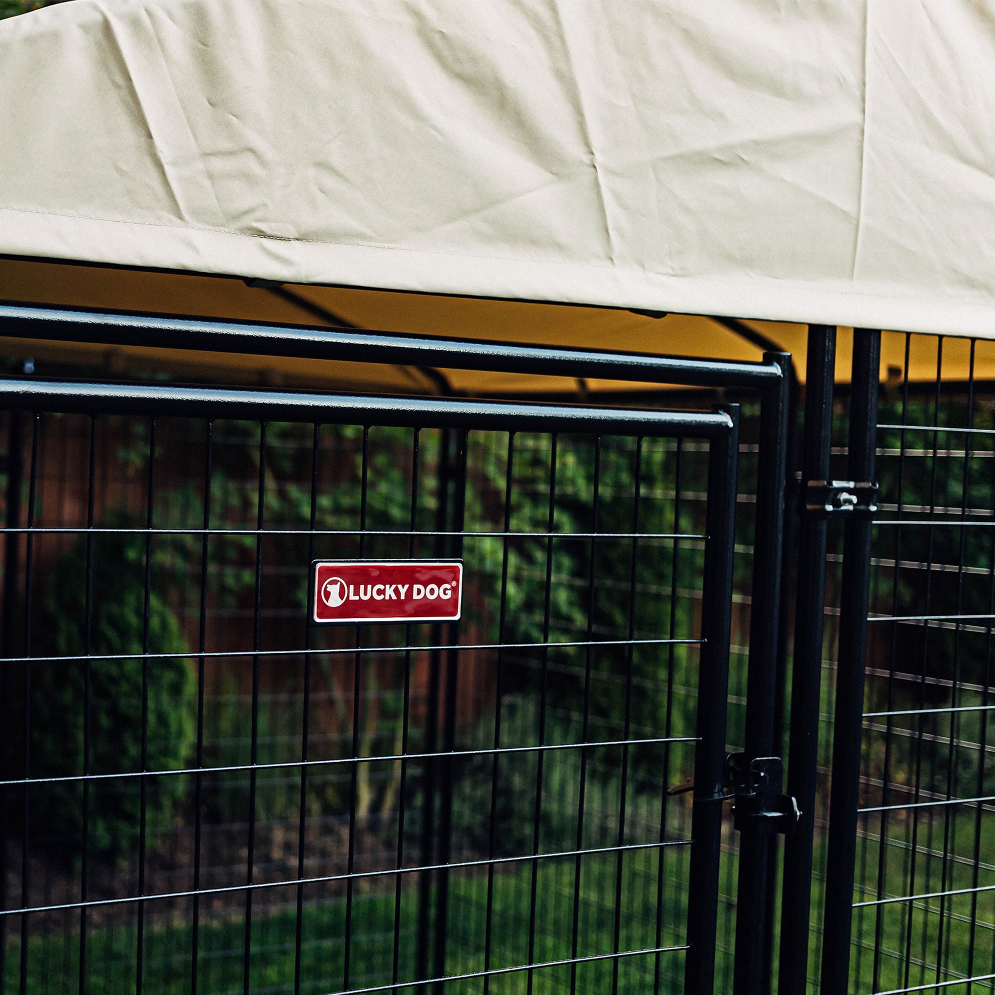 Lucky dog kennel best sale costco