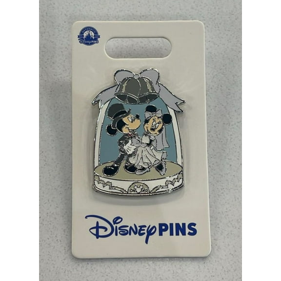 Disney Parks Mickey And Minnie Mouse Wedding Love Pin New with Card