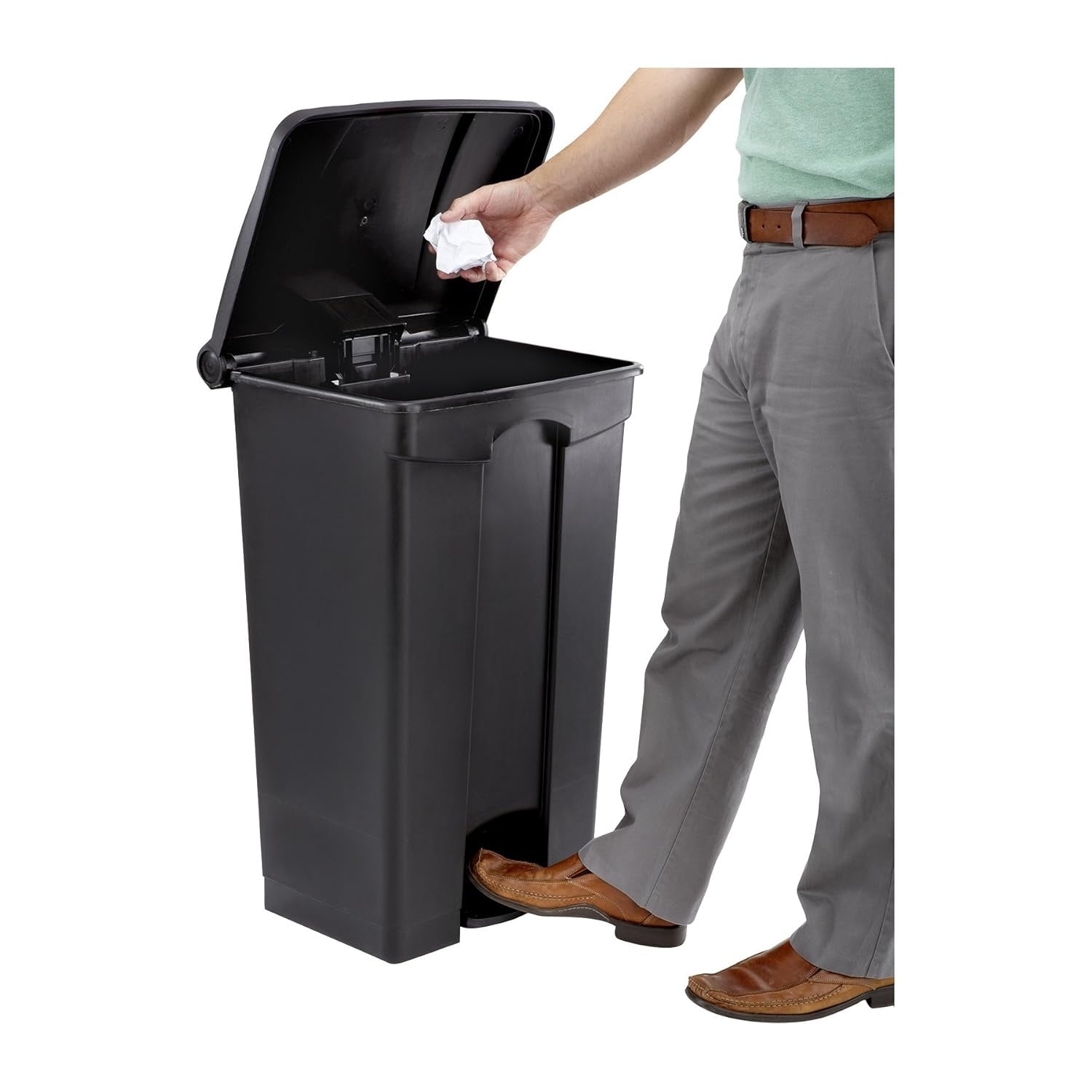 Plastic Trash Can with Foot Pedal, 23 Gallon Garbage Can for Kitchen, Indoor or Outdoor Use, Hands Free, Black