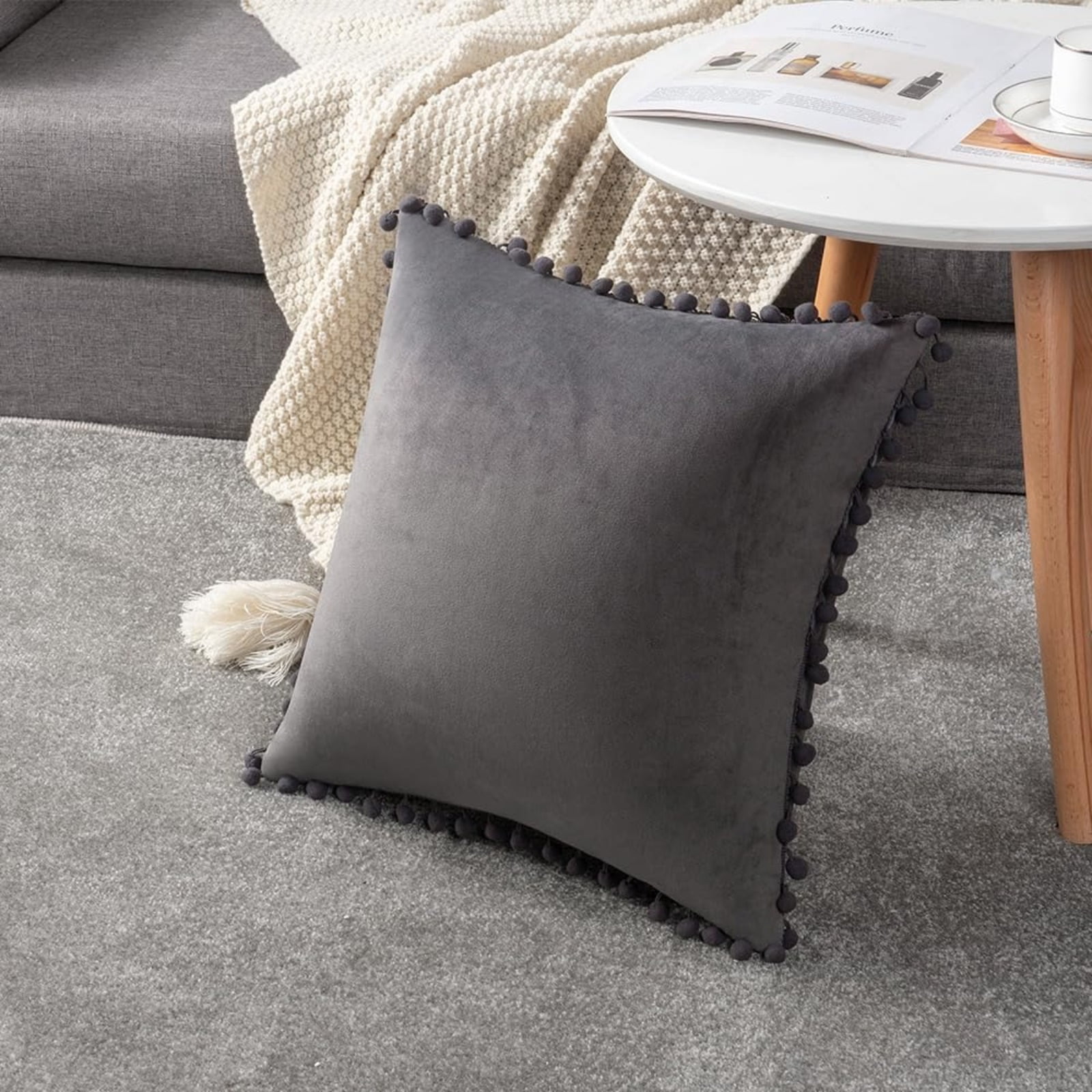 20×20 Inch Decorative Throw Pillow Cover 2-Pack Soft Textured Accent Cushion for Sofa Bed Living Room Home Decor
