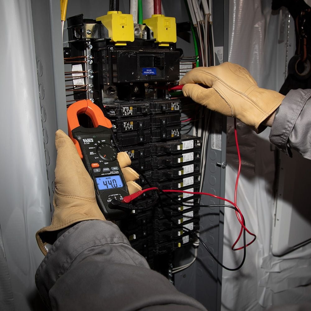 Klein Tools CL120 400 Amp AC Auto-Ranging Digital Clamp Meter