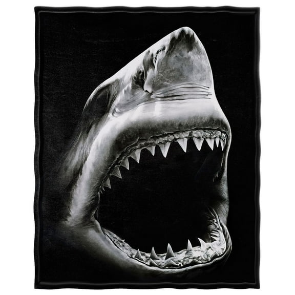 YISUEMI 50x60 inches Blanket Throw Comfort Warmth Soft Plush Throw for Couch Shark Giant Shark