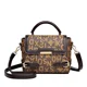 thumbnail image 3 of Nuevo y elegante bolso de hombro con estampado de letras para mujer, elegante bolso cruzado, versátil, para uso diario, pequeño, cuadrado, estilo coreano, 3 of 5