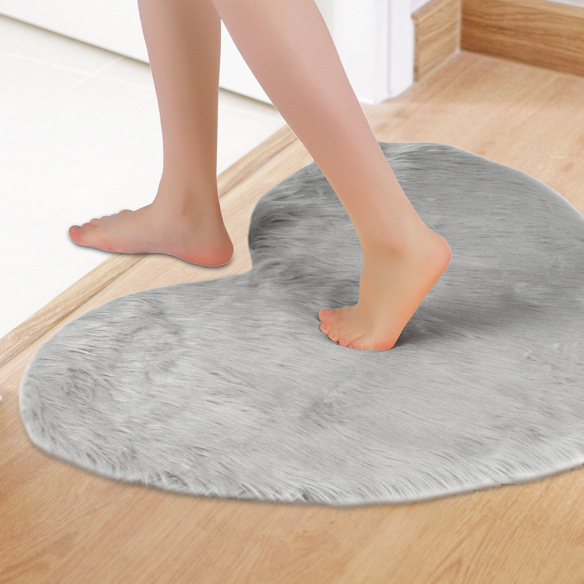 Unique Bargains Heart Shape Soft Absorbent Bath Rugs Grey 28" x 36"
