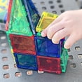 thumbnail image 4 of Set de construcción magnético CreateOn Crayola Mini Pip-Tiles 42 piezas, 4 of 8