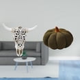thumbnail image 2 of Escultura Tribal De Cabeza De Toro Para Colgar En La Pared Y Cojín Decorativo De Felpa De Calabaza De Halloween Para Sofá, Oficina, Granja, Dormitorio, Decoración De Habitación, 2 of 8