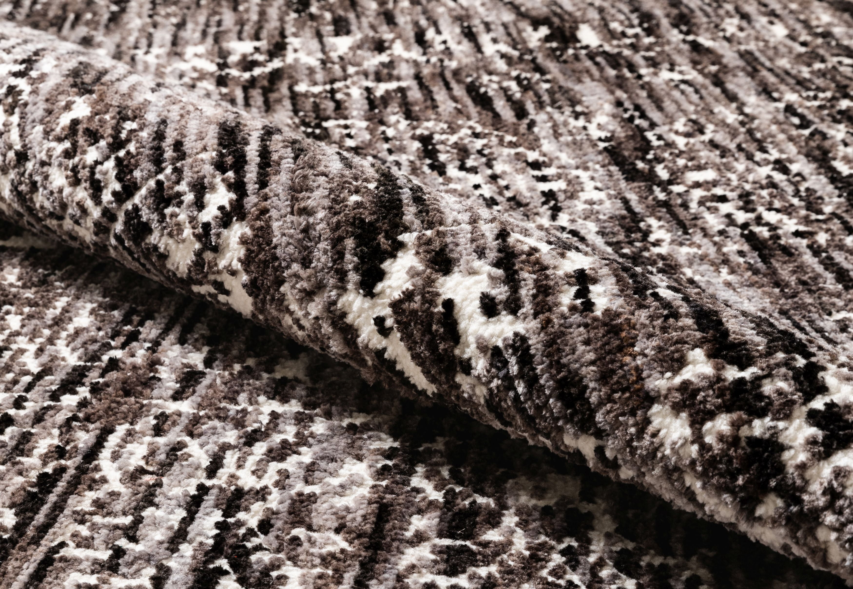 Well Woven DE-43-2L Delilah Elodie Anthracite Modern Vintage High-Low Runner Rug - 2 ft. 7 in. x 9 ft. 10 in.