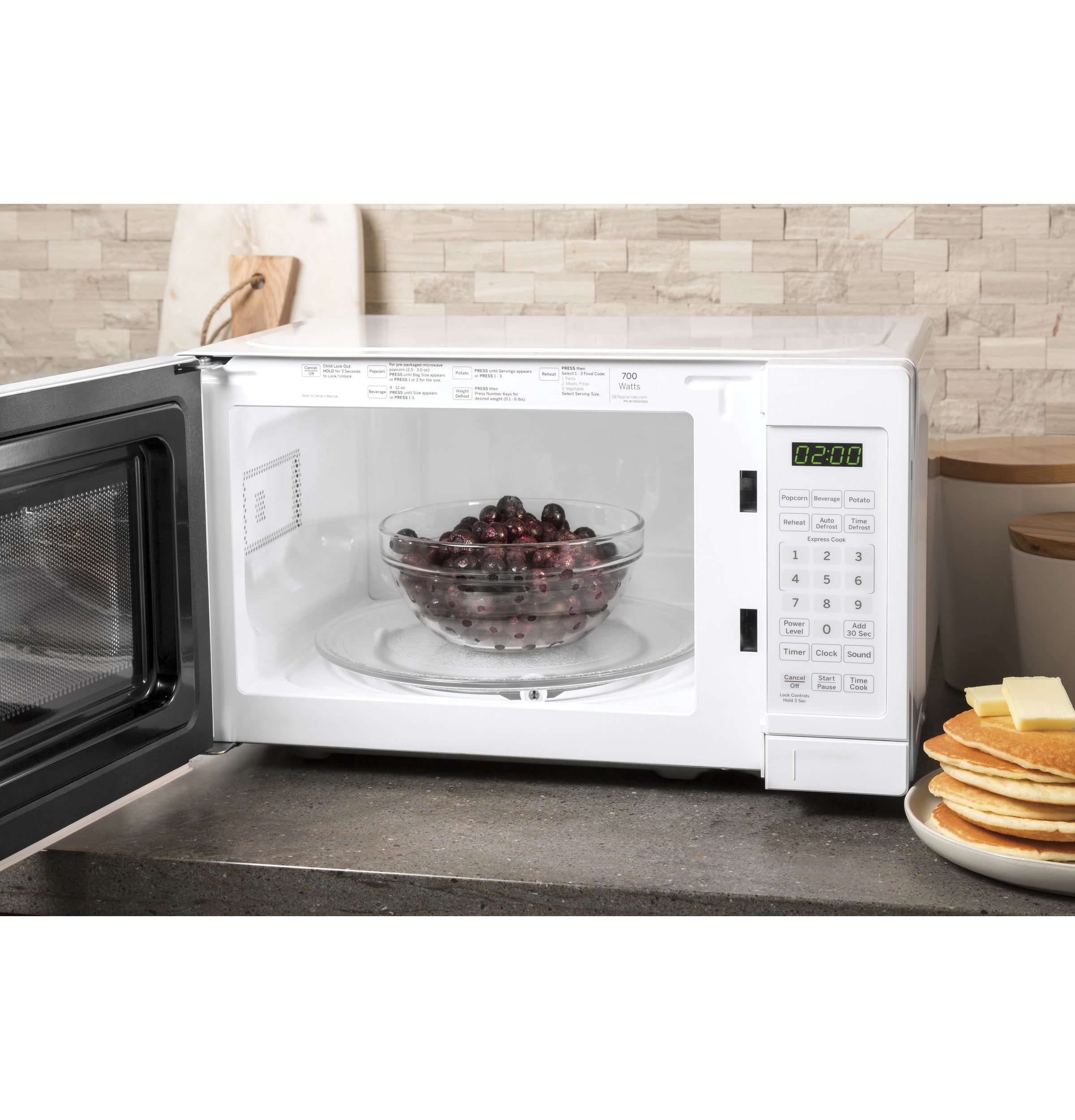 Ge 0.7 cu ft microwave deals