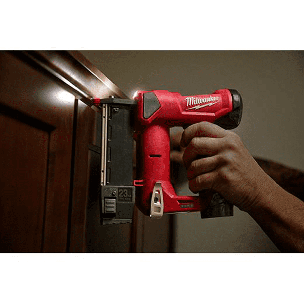 Milwaukee Tool M12 23 Gauge Pin Nailer Kit