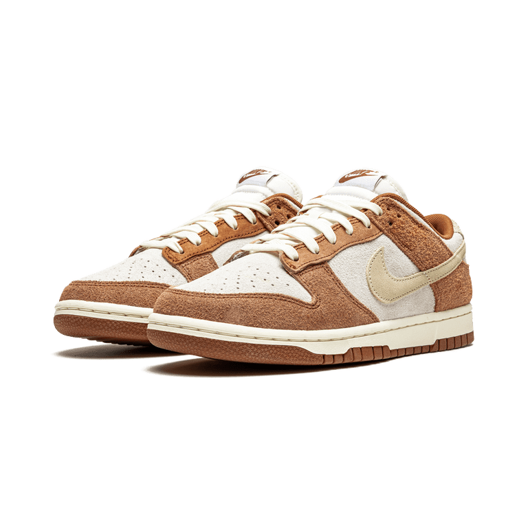 NIKE MENS Dunk Low PRM  display picture 1