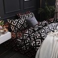 thumbnail image 2 of Juego de Cama Negro con Funda de Almohada Diseño Geométrico, 2 of 5